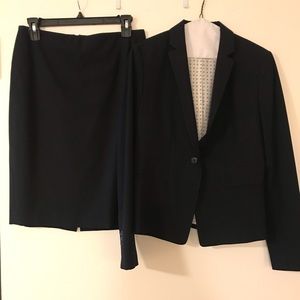 Navy skirt suit set from Ann Taylor like new!